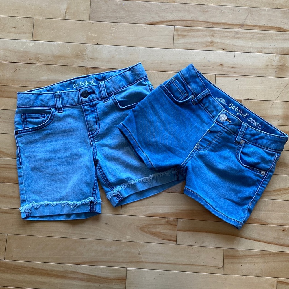 2 pairs Cat and Jack jean shorts. Size 7/8